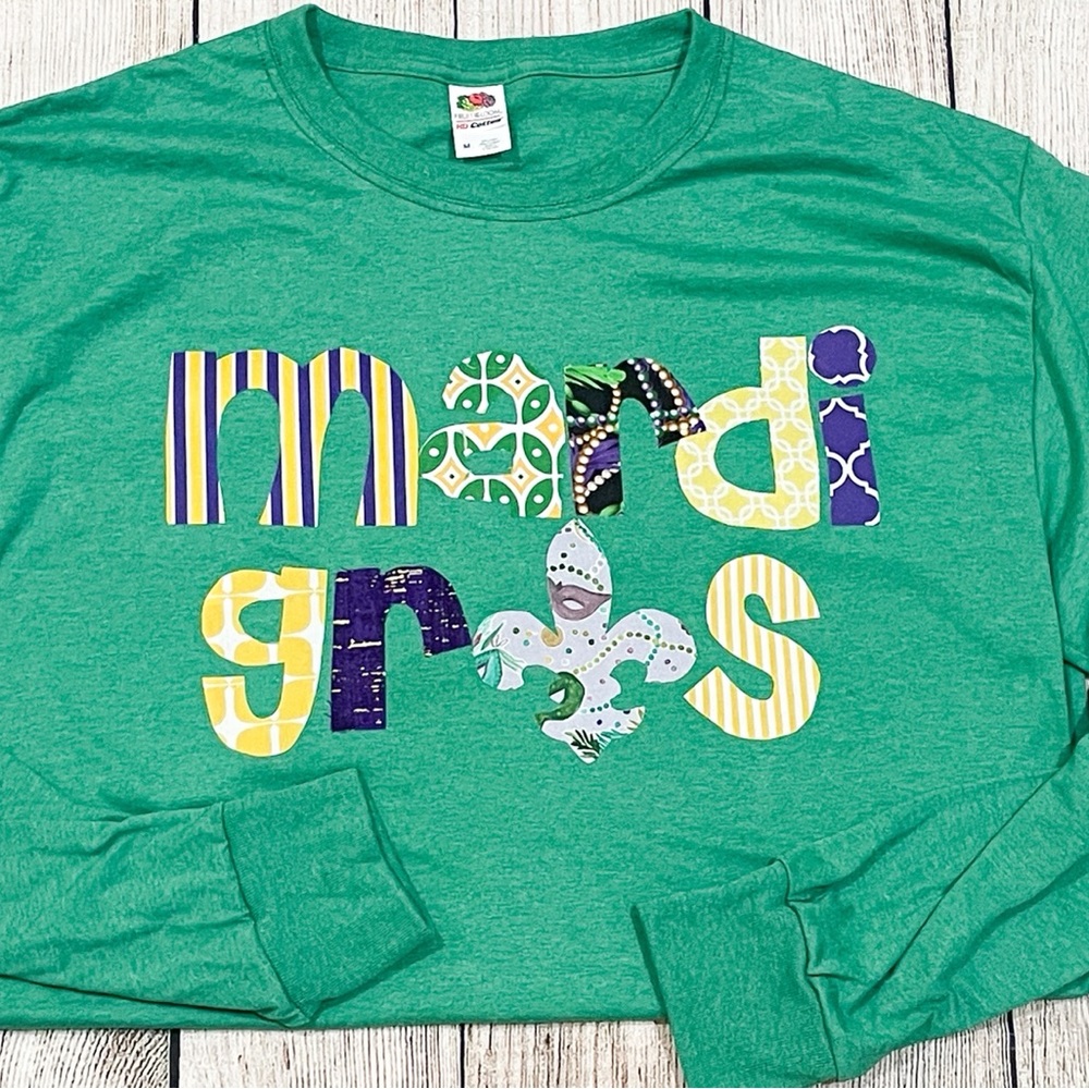 Mardi Gras shirt medium nwot